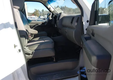 2017 Nissan Nv Cargo Nv2500 Hd S V6 z USA, uszkodzony, nr VIN 1N6BF0KY7HN804253